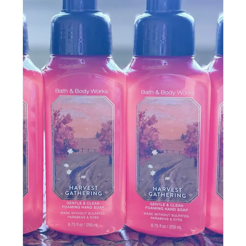 Bath & Body Works 8.75 oz Harvest Gathering Gentle & Clean Foaming Hand Soap x4